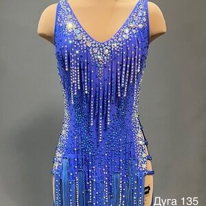 Latin dance competition dress, size S, the height is 150-160cm, 75 x 60 x 78